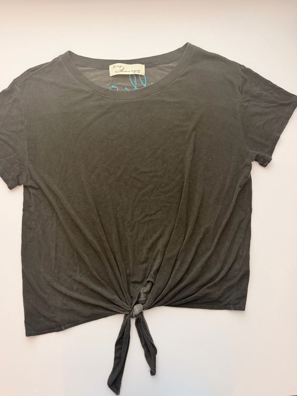 Vintage Havana Women's dark grey Tie-Front Tee medium